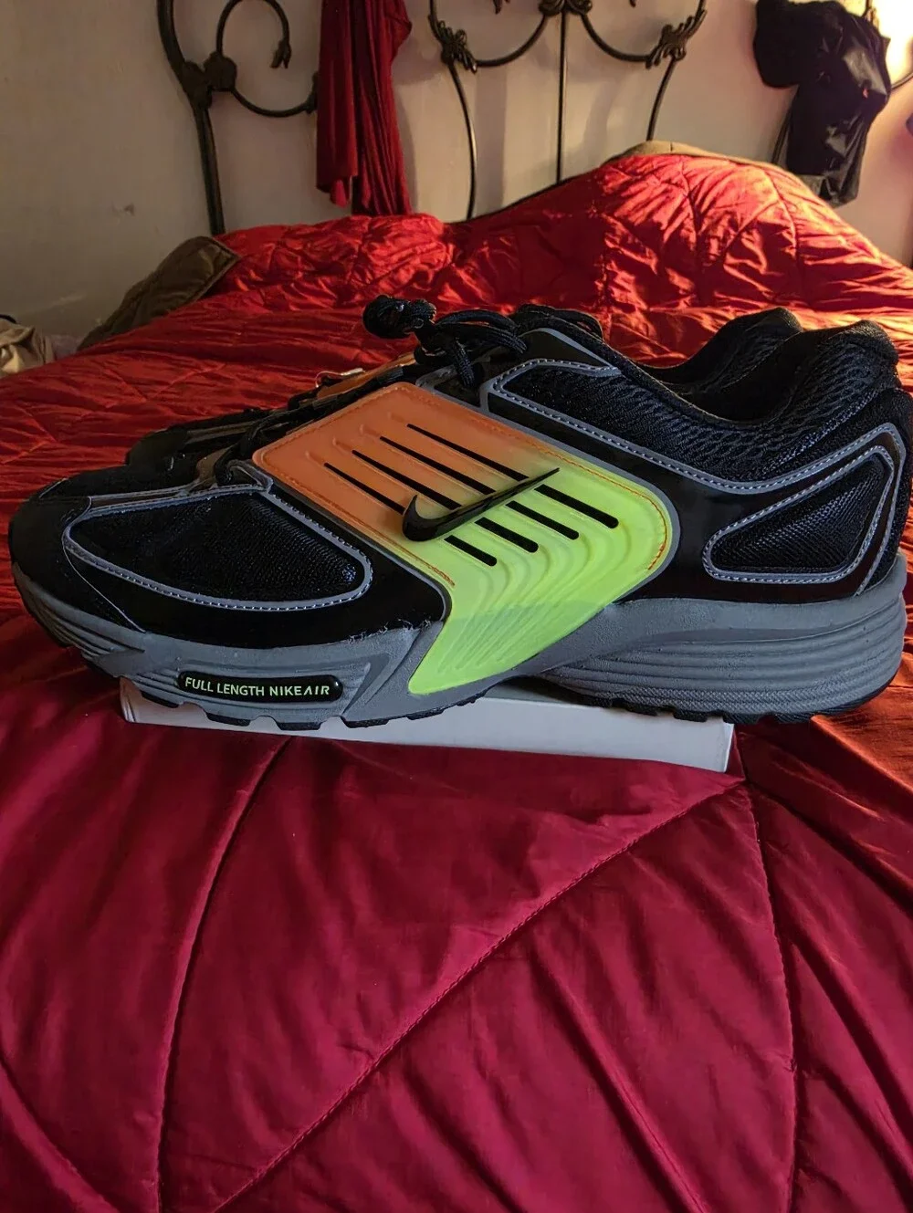 Nike FIRE! NWOB! Air Pegasus Wave Sneakers in Black Ironstone Safety Orange. 13.
